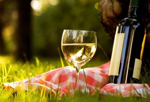 夏至将至，该如何饮葡萄酒？