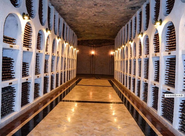 世界上最大的地下酒窖