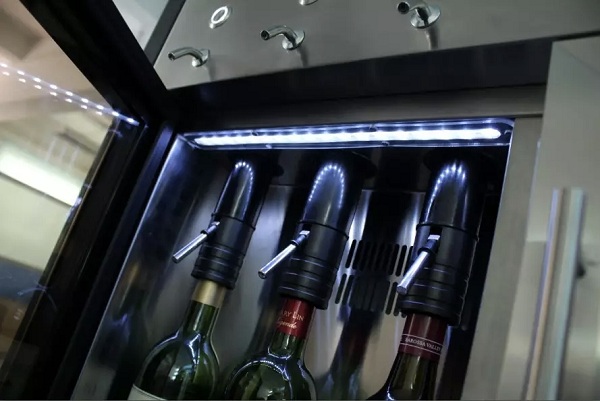 �t�Ƶ�ķֱ��C�������̶�߀������������